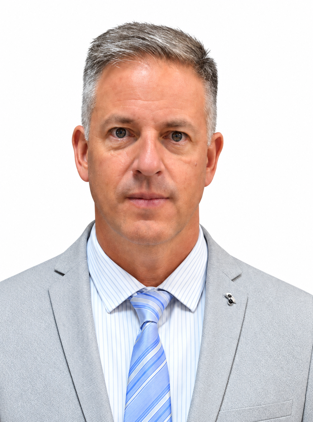 Dr. Roberto Savio Cravero
